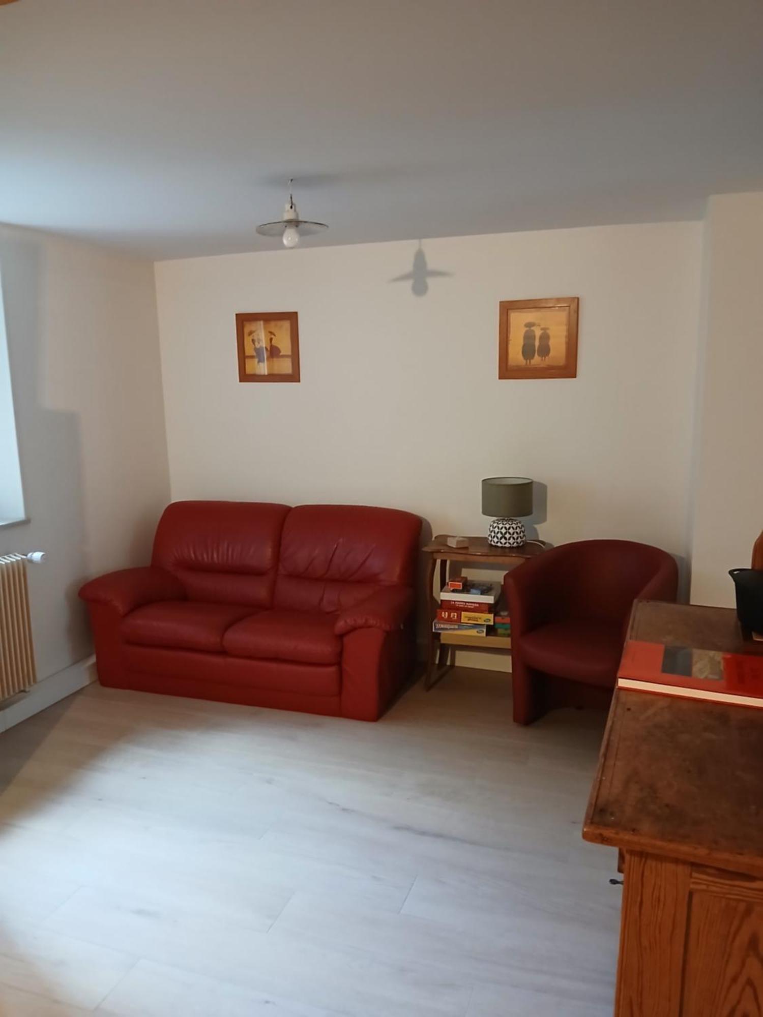Apartamento Petit Avec Bel Exterieur. *